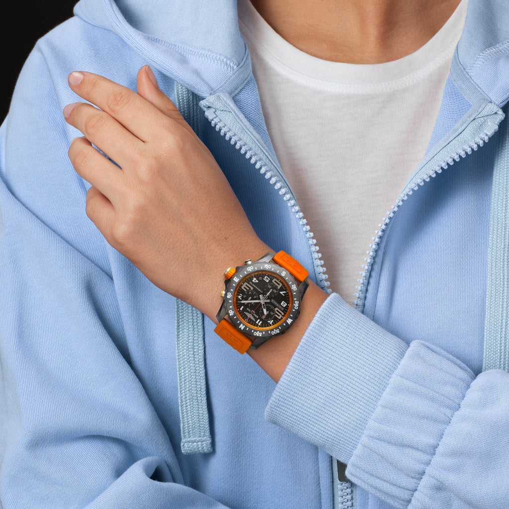 BREITLING Endurance Pro Orange Pour homme